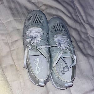 Nfinity cheer shoes